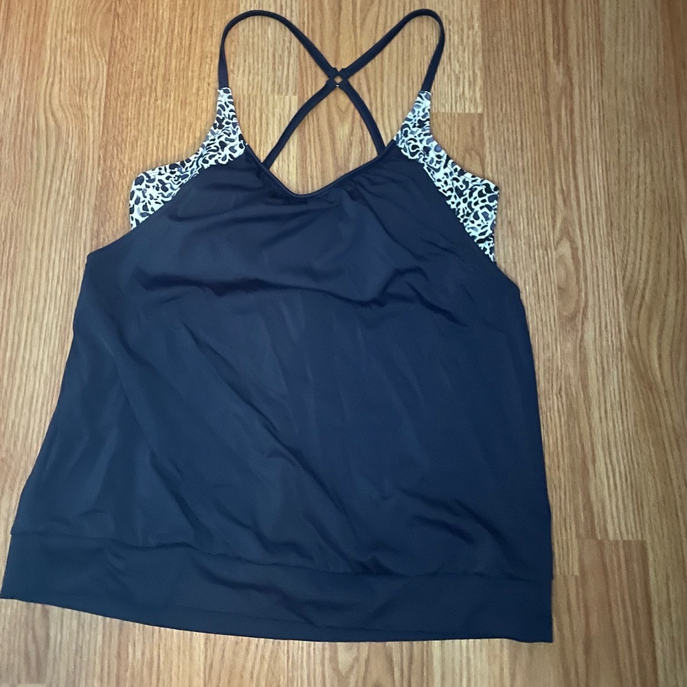 Women’s Athleta Swim top